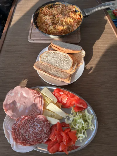 Vitorlázás a Balatonon és Adrián