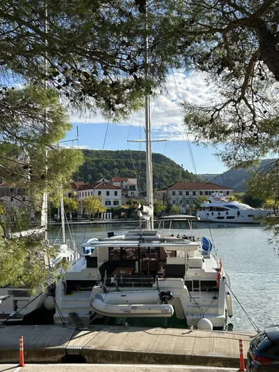 Vitorlázás a Balatonon és Adrián